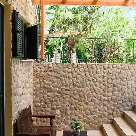 וילה Danae By Corfu Escapes לפקימי