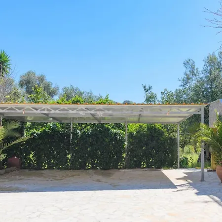 Danae By Corfu Escapes Λευκίμμη